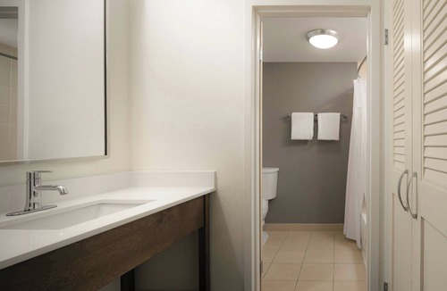 Buechel Hotel | Courtyard by Marriott Louisville East