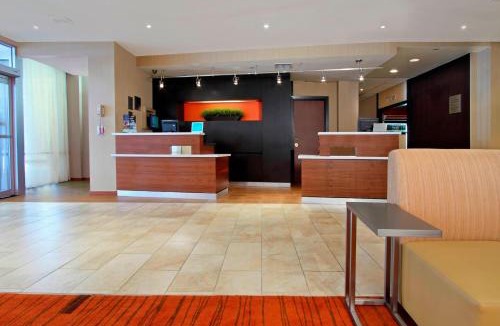 Lyndhurst Hotel | Courtyard by Marriott Lyndhurst/Meadowlands