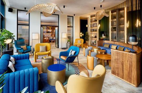 Genas Hotel | Courtyard by Marriott Lyon Eurexpo Stadium