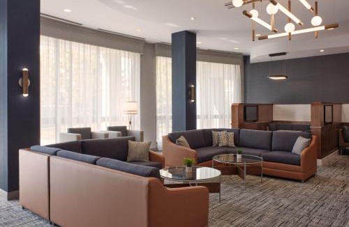 Northeast Mississauga Hotel | Courtyard by Marriott Mississauga-Airport Corporate Centre West