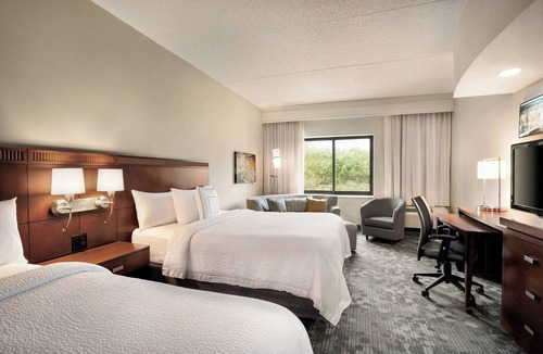 Middletown Hotel | Courtyard by Marriott Middletown Goshen