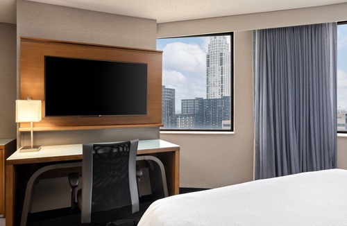 Downtown Minneapolis Hotel | Courtyard by Marriott Minneapolis Downtown