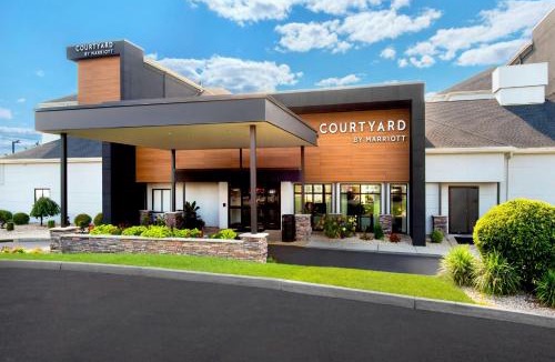 Orange Hotel | Courtyard by Marriott New Haven Orange