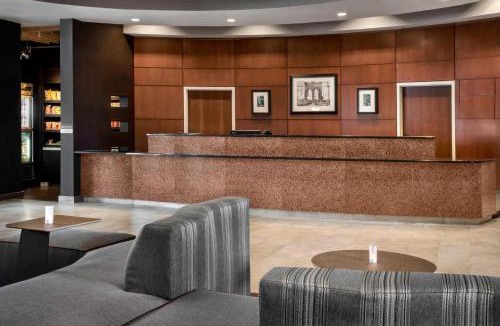 Elizabeth Hotel | Courtyard by Marriott Newark Elizabeth