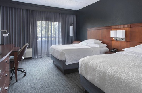 Norwalk Hotel | Courtyard by Marriott Norwalk