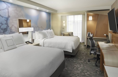 Oshawa Hotel | Courtyard by Marriott Oshawa