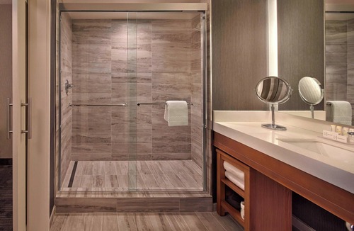 Wynnefield Heights Hotel | Courtyard by Marriott Philadelphia City Avenue