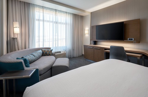 Petaluma Hotel | Courtyard by Marriott Petaluma Sonoma County