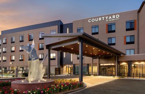 Petaluma Hotel | Courtyard by Marriott Petaluma Sonoma County