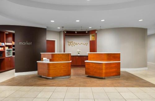 Woodbridge Hotel | Courtyard by Marriott Potomac Mills Woodbridge
