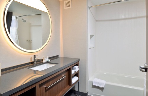 Southwest Raleigh Hotel | Courtyard by Marriott Raleigh Cary Crossroads