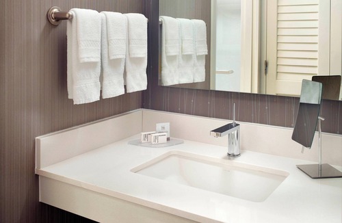 Cary Hotel | Courtyard by Marriott Raleigh/Cary