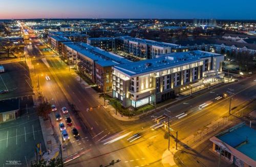 Richmond Hotel | Courtyard by Marriott Richmond Scott's Addition