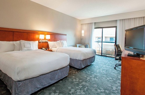 Rochester Hotel | Courtyard by Marriott Rochester Brighton
