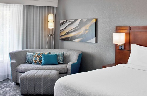 Rochester Hotel | Courtyard by Marriott Rochester East/Penfield