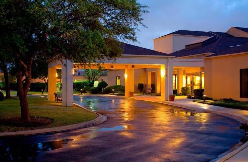 Medical Center District Hotel | Courtyard by Marriott San Antonio Medical Center
