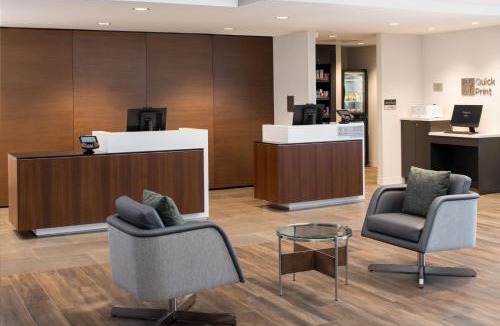 Beach Hill - Beach Flats Hotel | Courtyard by Marriott Santa Cruz