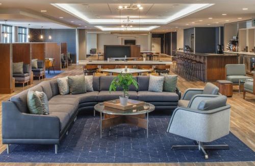 Beach Hill - Beach Flats Hotel | Courtyard by Marriott Santa Cruz