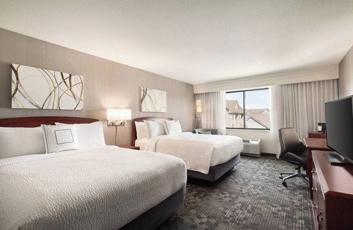 Salinas Hotel | Courtyard by Marriott Salinas Monterey