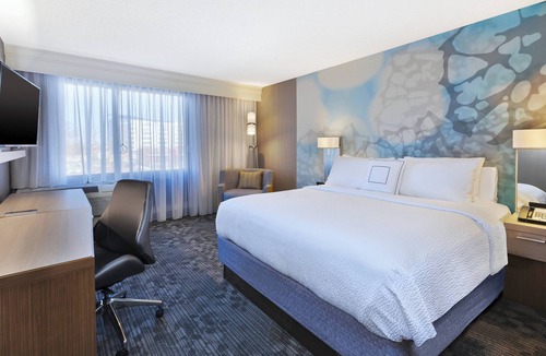 Secaucus Hotel | Courtyard by Marriott Secaucus Meadowlands