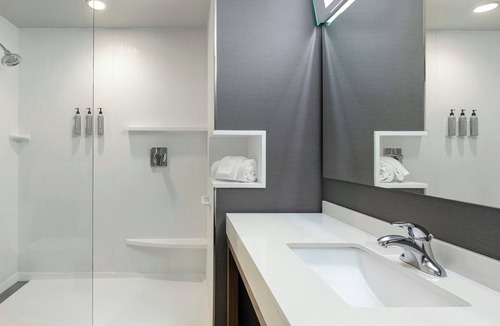 St. Peters Hotel | Courtyard by Marriott St. Louis St. Peters