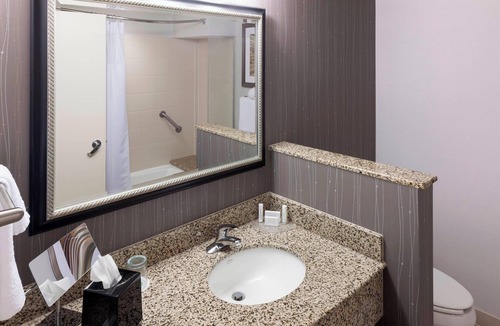 Norfolk - Virginia Beach Hotel | Courtyard by Marriott Suffolk Chesapeake