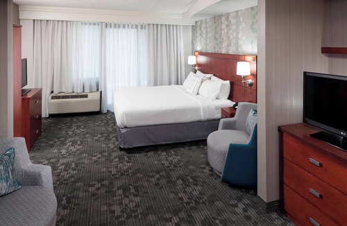 Norfolk - Virginia Beach Hotel | Courtyard by Marriott Suffolk Chesapeake
