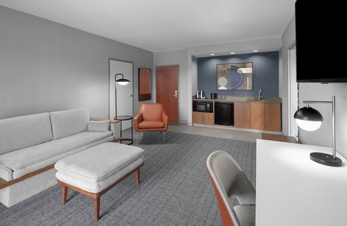 Oldsmar Hotel | Courtyard by Marriott Tampa Oldsmar