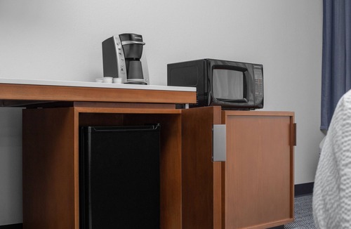 Oldsmar Hotel | Courtyard by Marriott Tampa Oldsmar