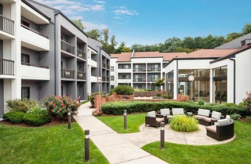 Tarrytown Hotel | Courtyard by Marriott Tarrytown Westchester County