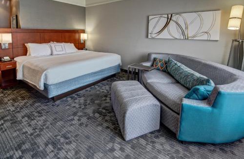 Troy Hotel | Courtyard by Marriott Troy