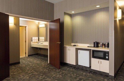 Blue Springs Hotel | Courtyard by Marriott Kansas City East/Blue Springs