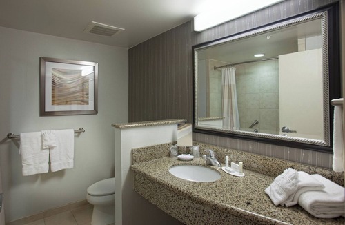 Fayetteville Hotel | Courtyard by Marriott Fayetteville