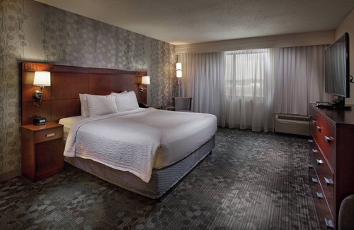 Fayetteville Hotel | Courtyard by Marriott Fayetteville