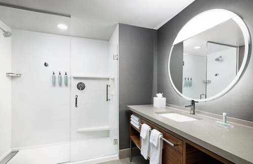 New Castle Hotel | Courtyard By Marriott New Castle