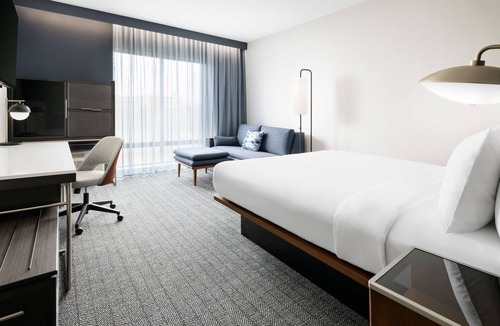 New Castle Hotel | Courtyard By Marriott New Castle