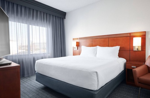 Overland Park Hotel | Courtyard by Marriott Kansas City Overland Park/Metcalf