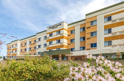 St. Peters Hotel | Courtyard by Marriott St. Louis St. Peters