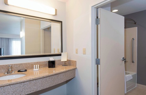 Far North Central Hotel | Courtyard by Marriott San Antonio North/Stone Oak at Legacy
