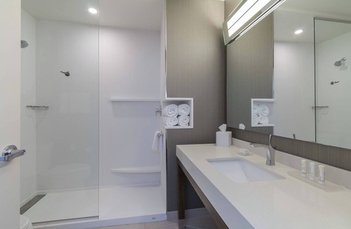 South Bend Hotel | Courtyard by Marriott South Bend Downtown