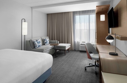Summerville Hotel | Courtyard by Marriott Charleston Summerville