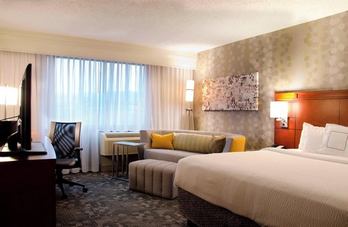 Waterbury Hotel | Courtyard by Marriott Waterbury Downtown