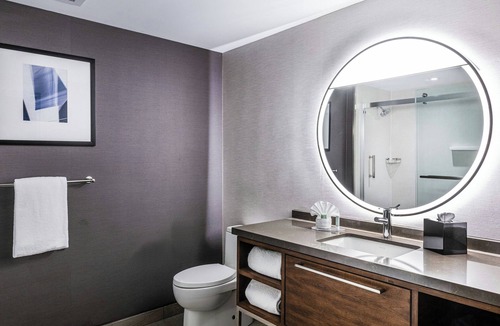 Old Town Hotel | Courtyard by Marriott Wichita At Old Town