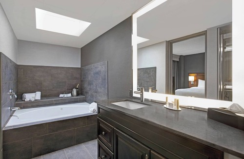 Elmhurst Hotel | Courtyard Chicago Elmhurst/Oakbrook Area