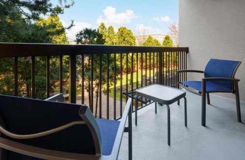 Bedford Park Hotel | Courtyard Chicago Midway Airport