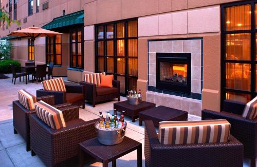 Covington Hotel | Courtyard Cincinnati Covington