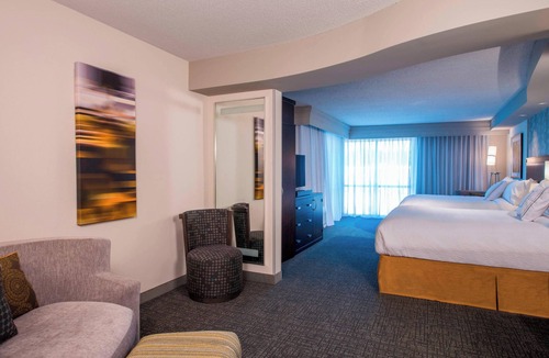 Columbus Hotel | Courtyard Columbus
