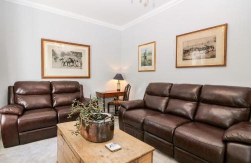 Forfar House | Courtyard Cottage