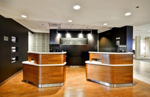 Dallas Design District Hotel | Courtyard Dallas Medical Market Center