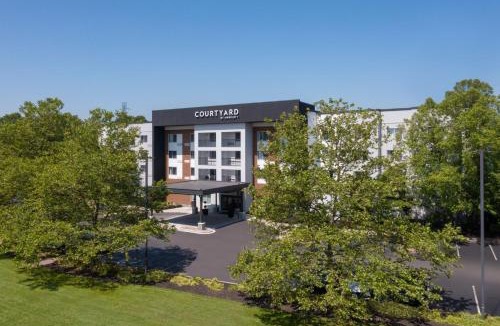 Hopelawn Hotel | Courtyard Edison Woodbridge